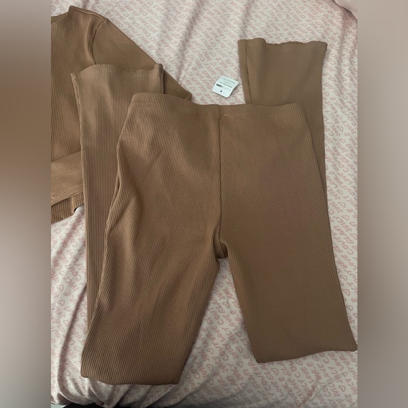 Chic SNATCHED Two-Piece Set in Taupe - Picture 14 of 14